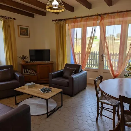 Maison Independante Avec Vue Campagne, Animaux Acceptes, Ideale Pour Nature Et Peche - Fr-1-653-22 * Cellefrouin