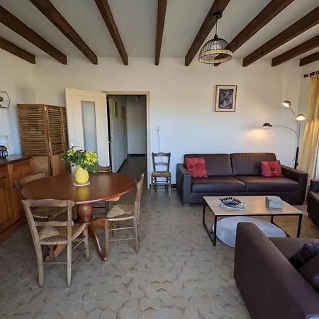 Feriehus Maison Independante Avec Vue Campagne, Animaux Acceptes, Ideale Pour Nature Et Peche - Fr-1-653-22 Cellefrouin